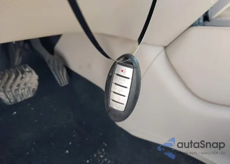 2017 Nissan Rogue Sv/Sl z USA, uszkodzony, nr VIN 5N1AT2MV4HC778305